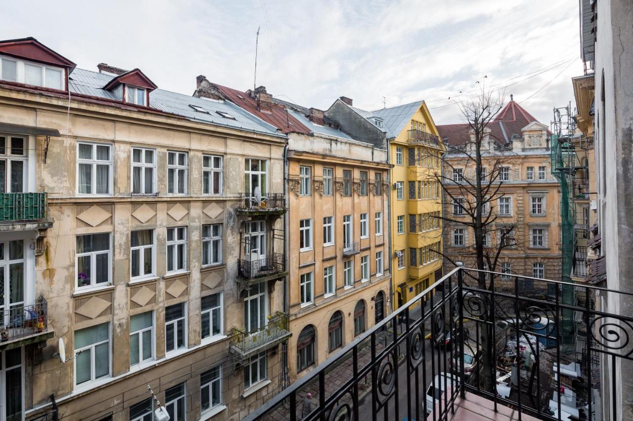 Romari Два Поверхи Leilighet Lviv Eksteriør bilde