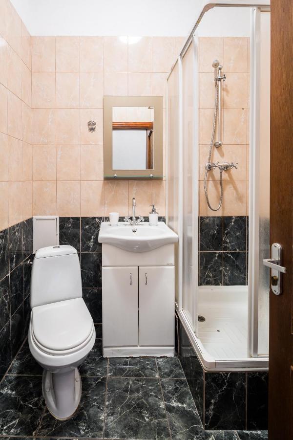 Romari Два Поверхи Leilighet Lviv Eksteriør bilde